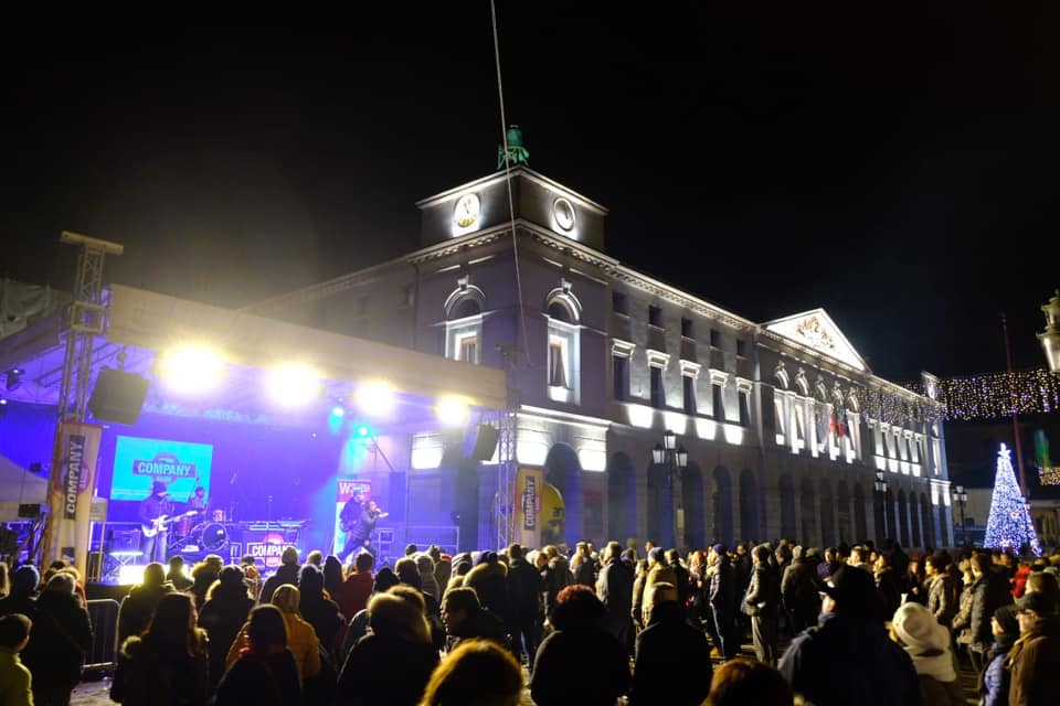 Festa in piazza, spettacolo pirotecnico e gran concerto: Ecco il Capodanno a Chioggia e Sottomarina