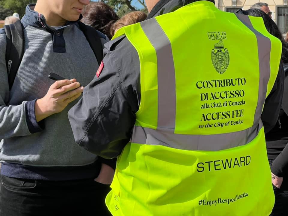 Venezia, al via il contributo d’accesso: Lo paga uno su dieci